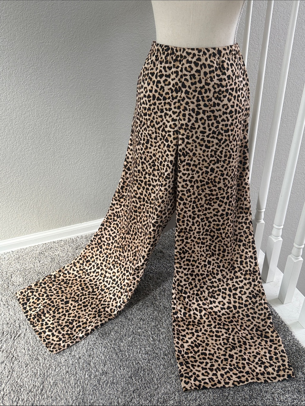 A New Day Women's Mid-Rise Straight Leg Satin Pull-On Pants - Leopard Print